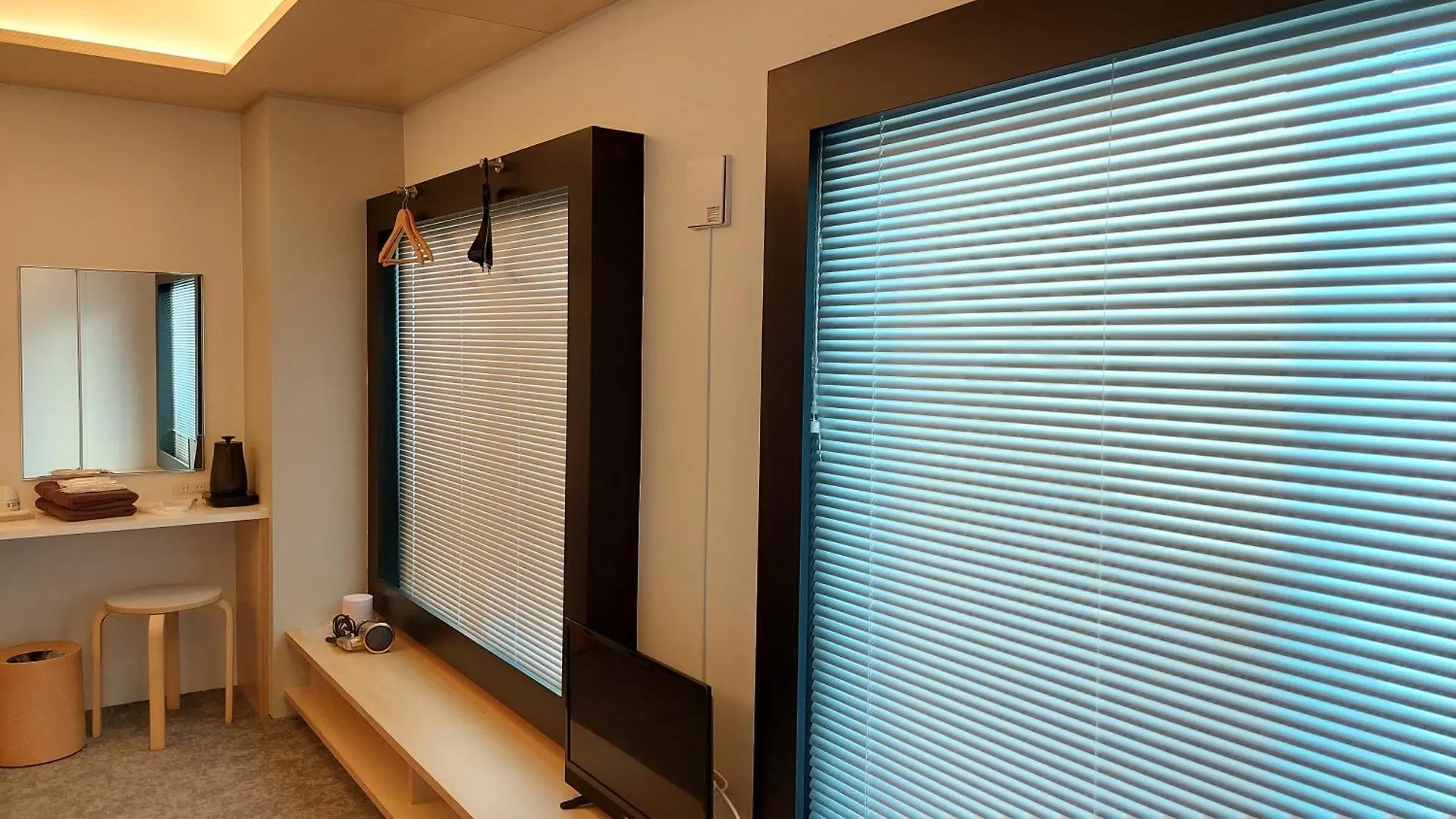 Hotelhousen contacts